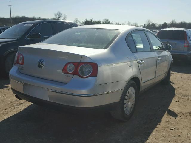 WVWJK73C47E149666 - 2007 VOLKSWAGEN PASSAT SILVER photo 4