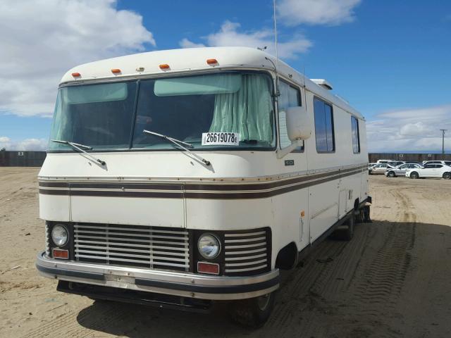 3U51S6M800003 - 1976 GMC MOTORHOME CREAM photo 2