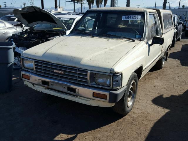 JT4RN56S9E5001835 - 1984 TOYOTA PICKUP XTR WHITE photo 2