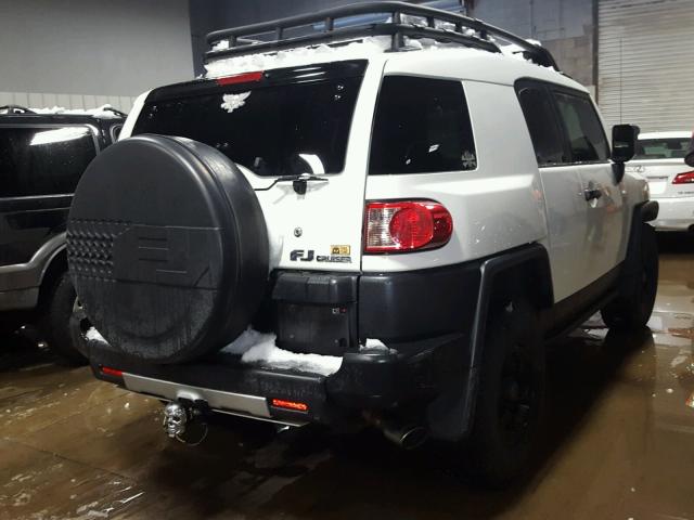 JTEBU11F38K037402 - 2008 TOYOTA FJ CRUISER WHITE photo 4