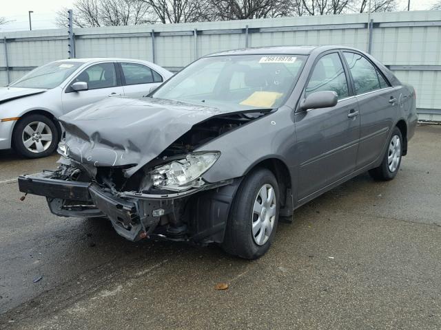 4T1BE32K63U737948 - 2003 TOYOTA CAMRY LE GRAY photo 2