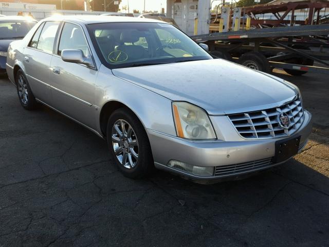 1G6KD57YX8U128971 - 2008 CADILLAC DTS SILVER photo 1