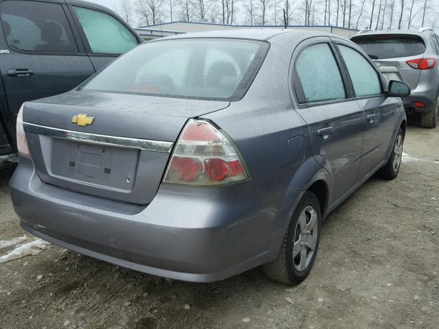 KL1TD56E39B386309 - 2009 CHEVROLET AVEO LS GRAY photo 4