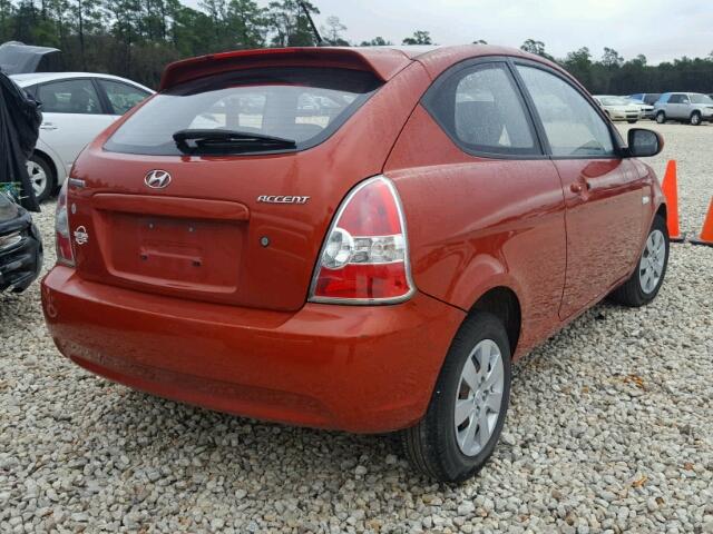 KMHCM3AC3AU160827 - 2010 HYUNDAI ACCENT BLU ORANGE photo 4