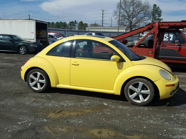 3VWSW31C46M420574 - 2006 VOLKSWAGEN NEW BEETLE YELLOW photo 9