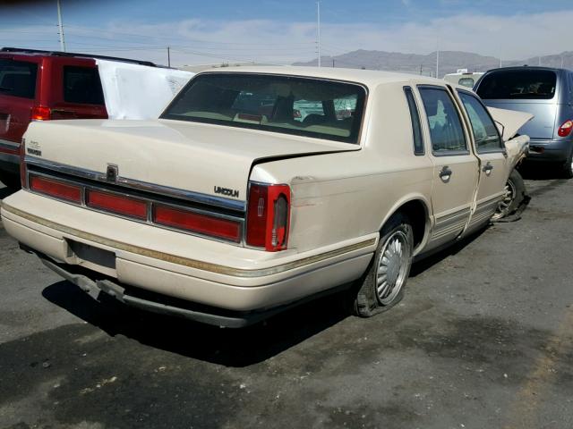 1LNLM82W7VY734737 - 1997 LINCOLN TOWN CAR S TAN photo 4