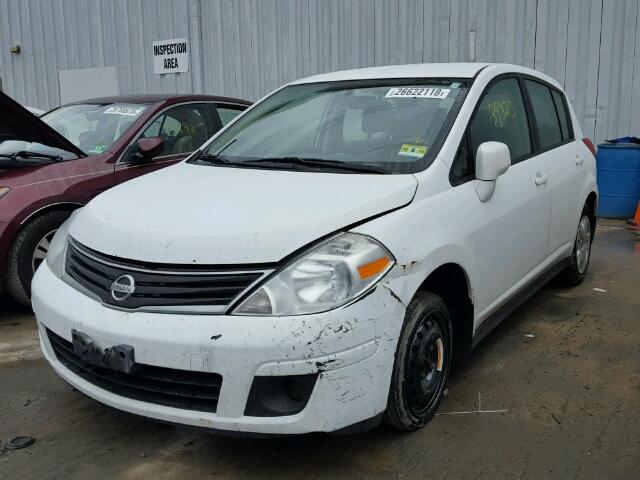 3N1BC1CP3BL499609 - 2011 NISSAN VERSA S WHITE photo 2