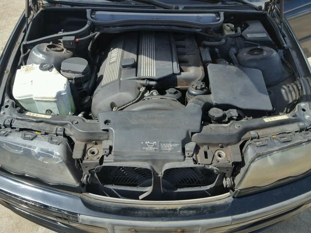 WBAAW33431ET40019 - 2001 BMW 325 IT BLACK photo 7