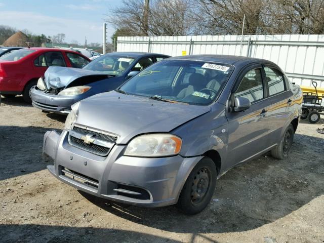 KL1TD56687B150213 - 2007 CHEVROLET AVEO BASE GRAY photo 2