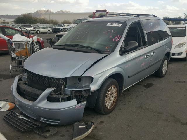 1A8GP45R16B747296 - 2006 CHRYSLER TOWN & COU SILVER photo 2