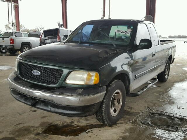 1FTRX17202NA03874 - 2002 FORD F150 GREEN photo 2