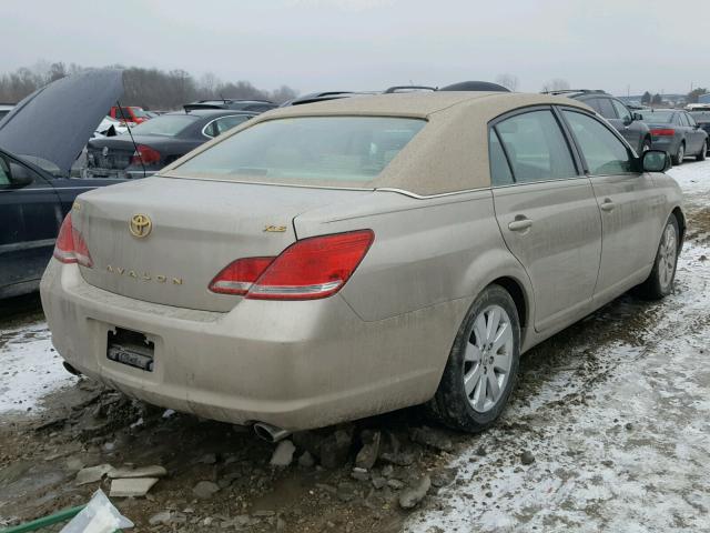 4T1BK36B97U206199 - 2007 TOYOTA AVALON XL GOLD photo 4