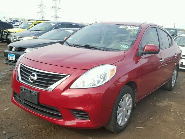 3N1CN7AP4EL801143 - 2014 NISSAN VERSA RED photo 2