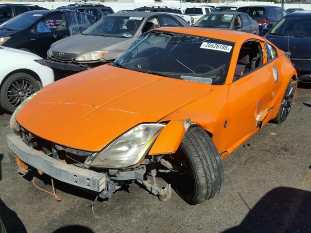 JN1AZ34E75M653624 - 2005 NISSAN 350Z COUPE ORANGE photo 2