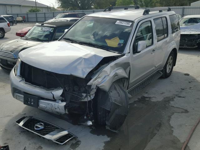 5N1AR1NB7CC620370 - 2012 NISSAN PATHFINDER SILVER photo 2