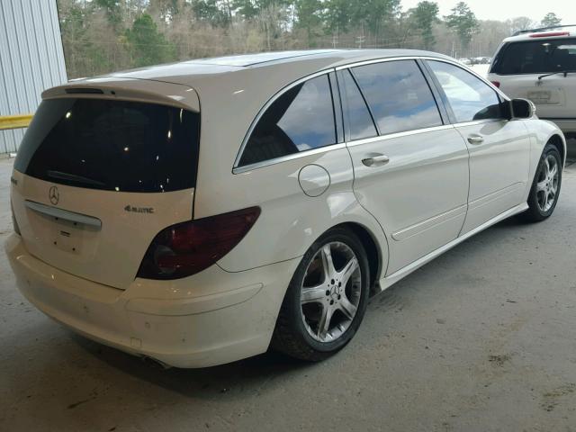 4JGCB65EX7A042531 - 2007 MERCEDES-BENZ R 350 WHITE photo 4