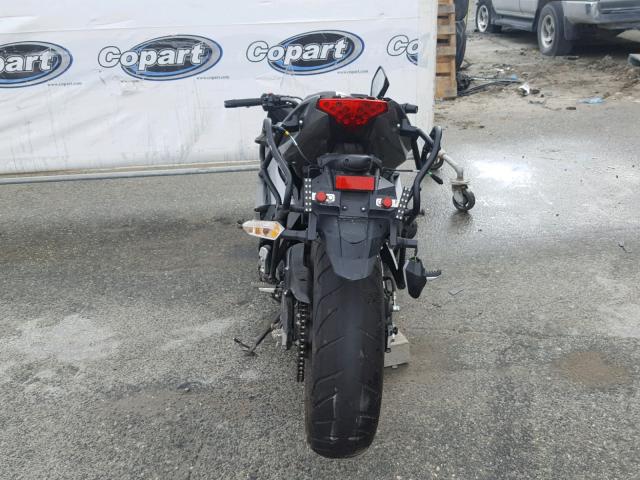 JKAEXEE18EDA16332 - 2014 KAWASAKI EX650 E GRAY photo 9