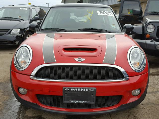 WMWMF73508TT89553 - 2008 MINI COOPER S RED photo 9