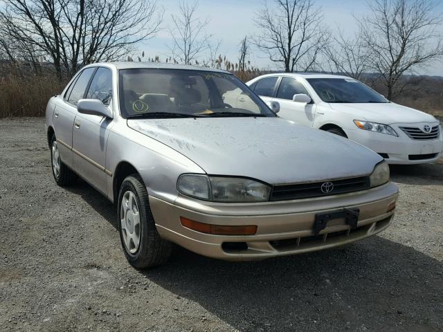 JT2GK12E1R0065453 - 1994 TOYOTA CAMRY LE SILVER photo 1