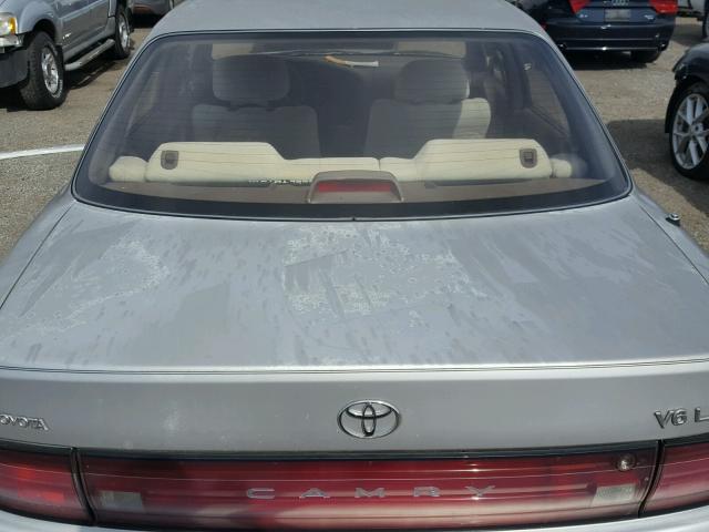 JT2GK12E1R0065453 - 1994 TOYOTA CAMRY LE SILVER photo 9