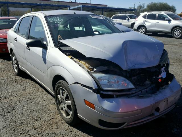 1FAFP34N15W163649 - 2005 FORD FOCUS ZX4 SILVER photo 1