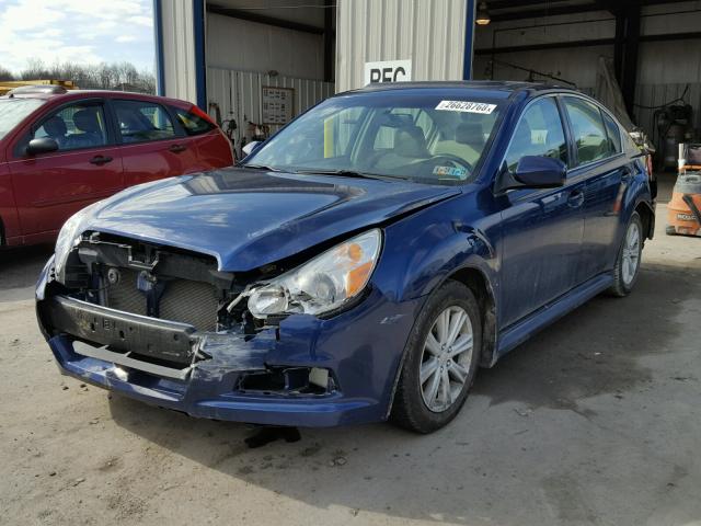 4S3BMBG63A3214824 - 2010 SUBARU LEGACY 2.5 BLUE photo 2