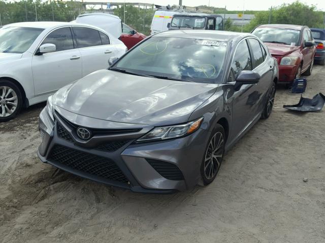 4T1B11HK1JU540299 - 2018 TOYOTA CAMRY L CHARCOAL photo 2