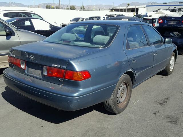 JT2BF22K710301702 - 2001 TOYOTA CAMRY CE GREEN photo 4