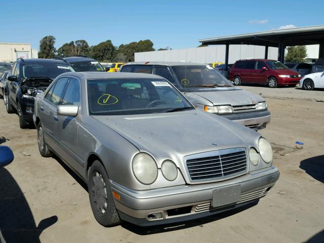 WDBJF55F1VA439785 - 1997 MERCEDES-BENZ E 320 TAN photo 1