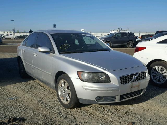 YV1MS682052045837 - 2005 VOLVO S40 T5 SILVER photo 1