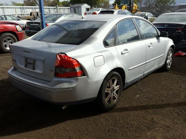 YV1MS682052045837 - 2005 VOLVO S40 T5 SILVER photo 4