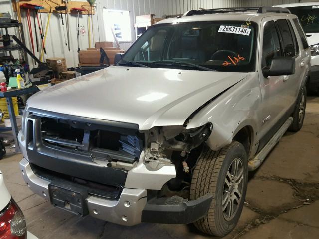 1FMEU73E07UB46343 - 2007 FORD EXPLORER X SILVER photo 2