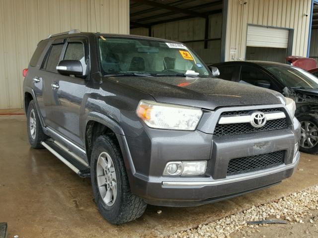 JTEZU5JR3A5007496 - 2010 TOYOTA 4RUNNER SR GRAY photo 1