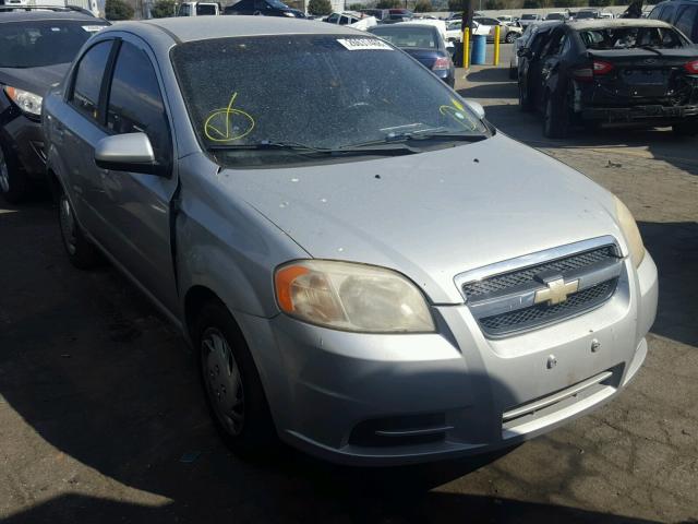 KL1TD56E89B396818 - 2009 CHEVROLET AVEO LS SILVER photo 1