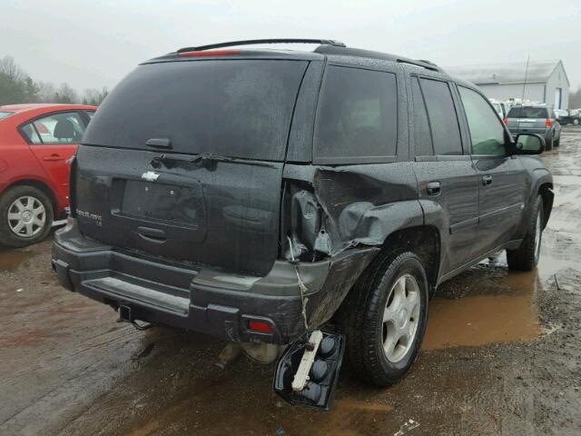 1GNDT13S362350934 - 2006 CHEVROLET TRAILBLAZE GRAY photo 4