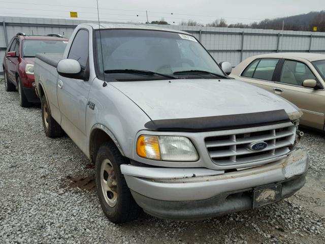 2FTRF17273CB02122 - 2003 FORD F150 GRAY photo 1