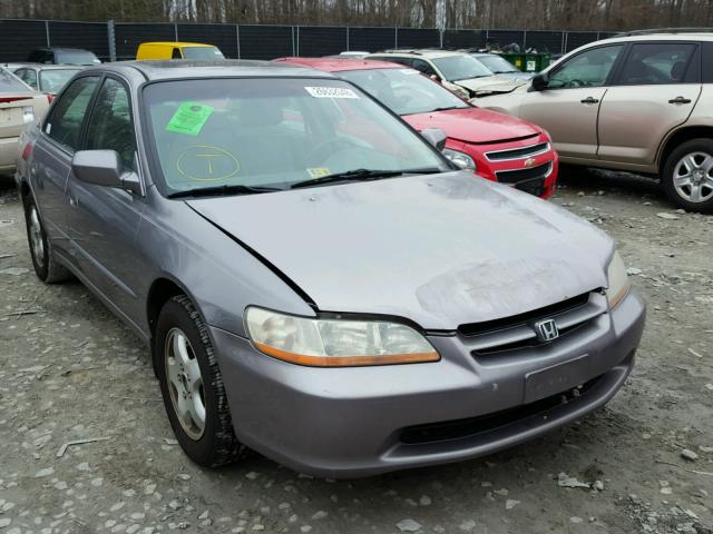 1HGCG1658YA030162 - 2000 HONDA ACCORD EX GRAY photo 1