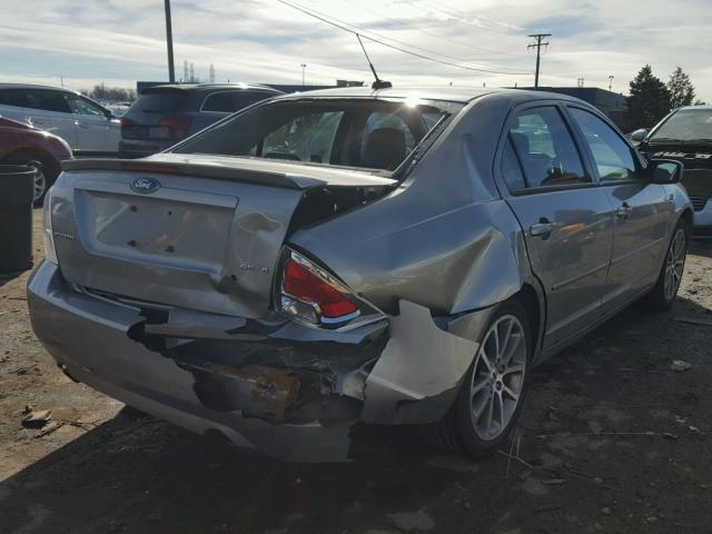 3FAHP07189R111315 - 2009 FORD FUSION SE GRAY photo 4