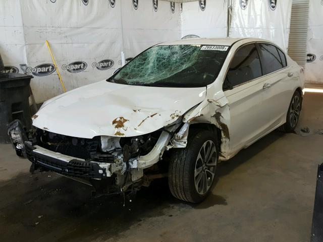 1HGCR2F51FA263135 - 2015 HONDA ACCORD SPO WHITE photo 2