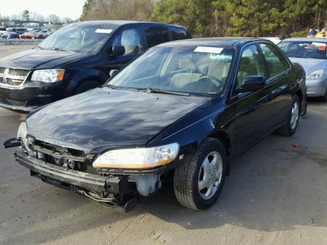 1HGCG5653YA129639 - 2000 HONDA ACCORD EX BLACK photo 2