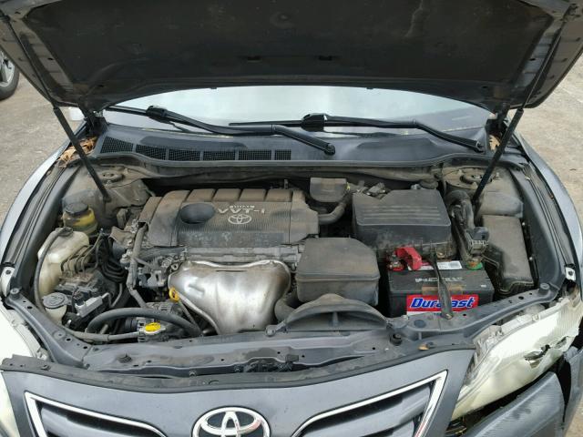 4T1BF3EK9AU078740 - 2010 TOYOTA CAMRY BASE GRAY photo 7