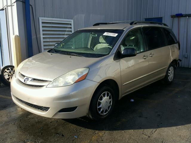 5TDZA23C76S533605 - 2006 TOYOTA SIENNA CE BEIGE photo 2