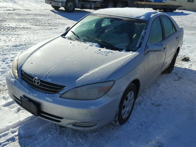 4T1BE32K14U929991 - 2004 TOYOTA CAMRY LE SILVER photo 2