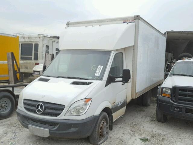 WDAPF4CC2A9442952 - 2010 MERCEDES-BENZ SPRINTER 3 WHITE photo 2