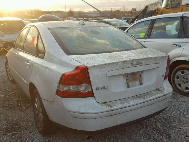 YV1MS682562161438 - 2006 VOLVO S40 T5 WHITE photo 3