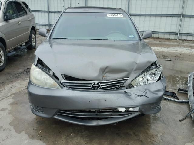 4T1BE32K66U730258 - 2006 TOYOTA CAMRY LE GRAY photo 9