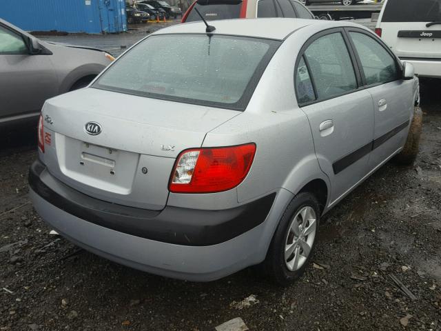 KNADE123386397452 - 2008 KIA RIO BASE SILVER photo 4