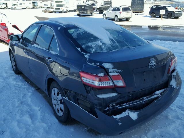 4T1BF3EK0BU123274 - 2011 TOYOTA CAMRY BASE GRAY photo 3