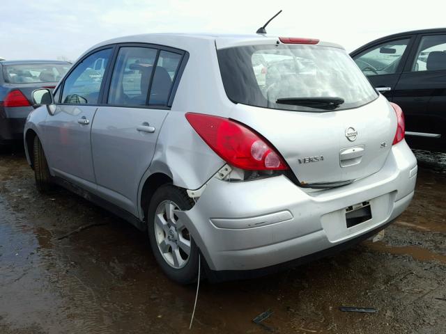 3N1BC13E27L445529 - 2007 NISSAN VERSA S SILVER photo 3