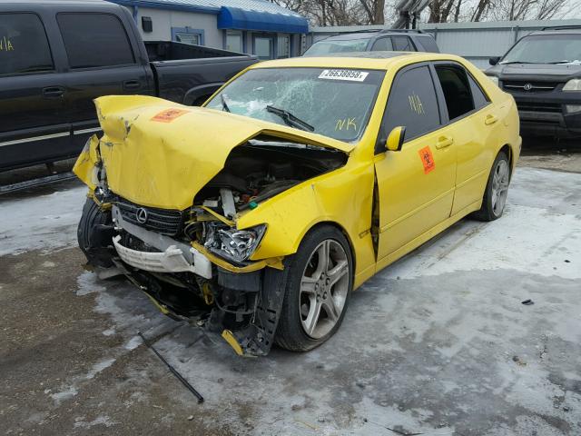 JTHBD182110017575 - 2001 LEXUS IS 300 YELLOW photo 2